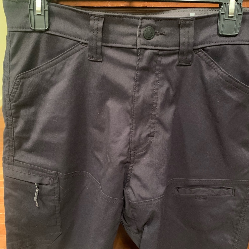 Men’s Wrangler ATG relaxed fit shorts.